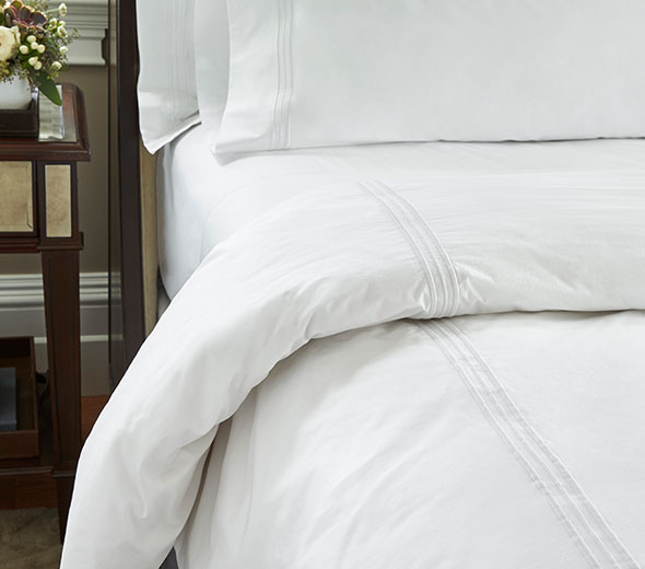 JW Marriott Geo Bedding Set